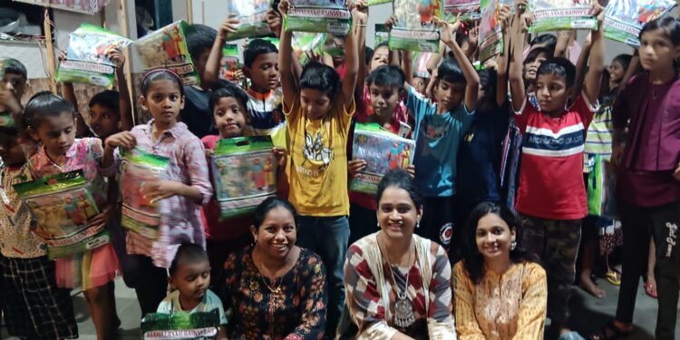 Ankibai Ghamandiram Gowani trust becomes a ray of hope this monsoon – distributes 2000 raincoats to the underprivileged