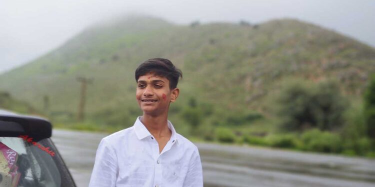 Akarshit Kushwaha the rising star of social media set a trend for youngsters